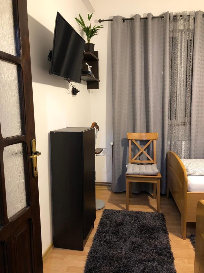 Appartamento Apartament Basak 2 Deva Esterno foto