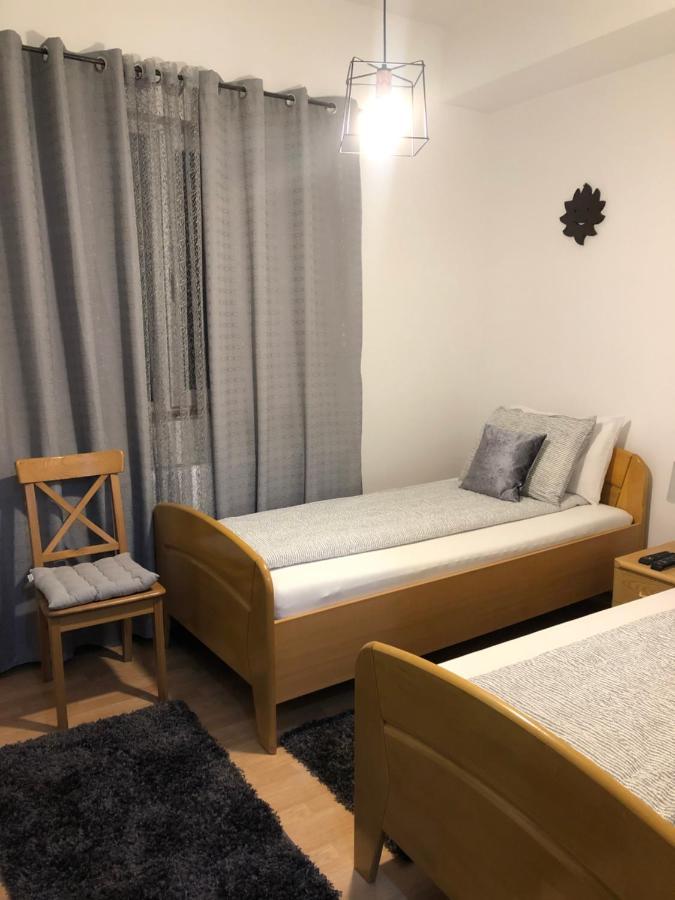 Appartamento Apartament Basak 2 Deva Esterno foto