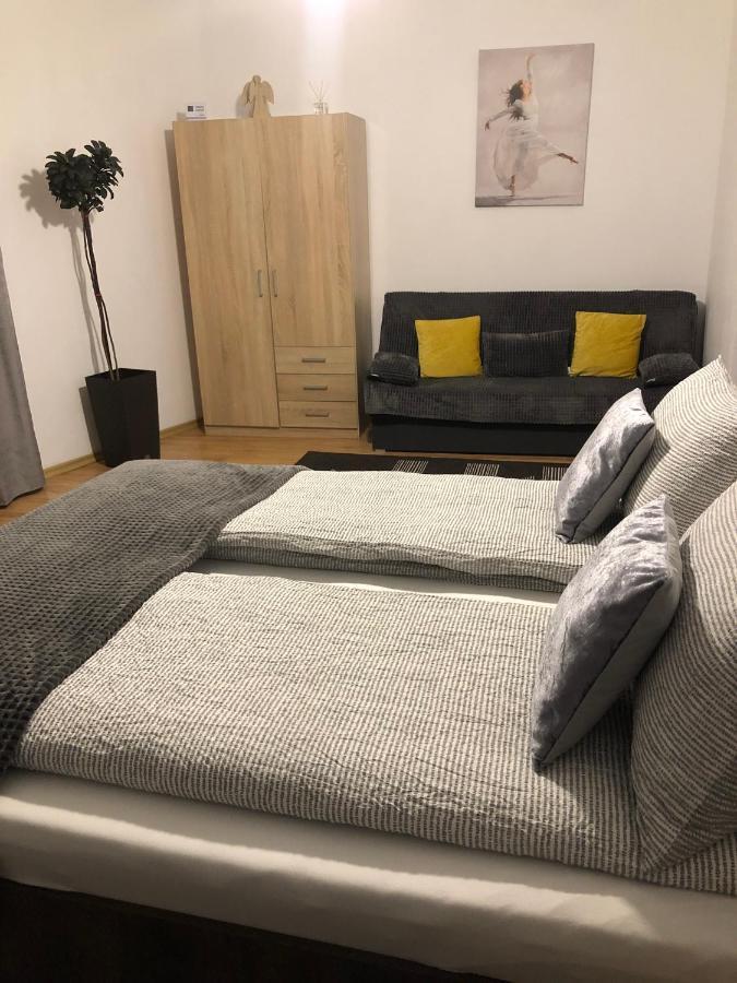 Appartamento Apartament Basak 2 Deva Esterno foto